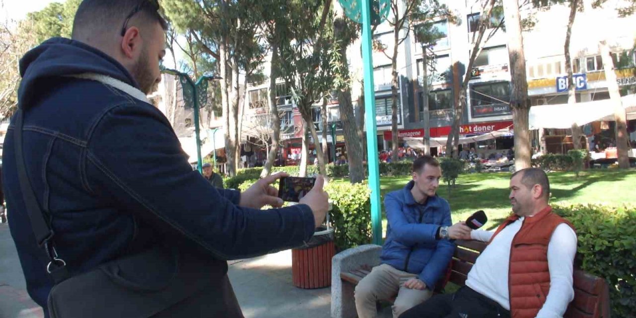 Balıkesirli genç ilçesinin tanıtımı için seferber oldu