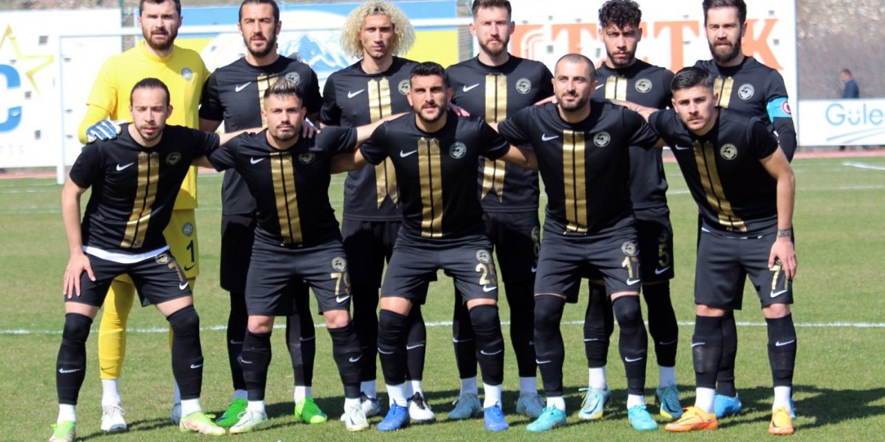 Talasgücü Belediyespor liderlik istiyor