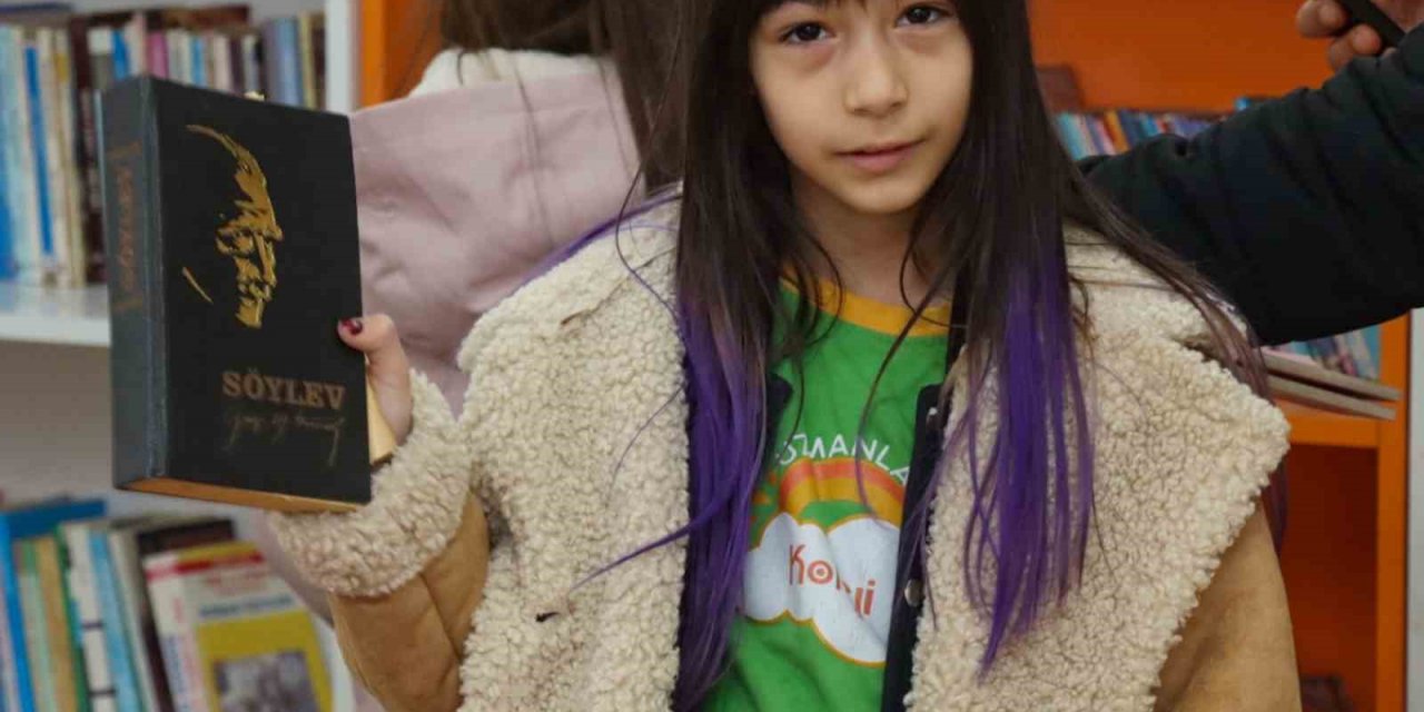 Yalova’da deprem bilinci tiyatro ile aşılanıyor