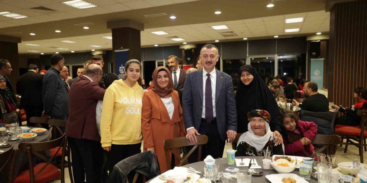 Başkan Büyükakın’dan depremzede ailelere: