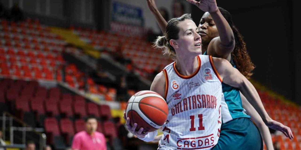 Galatasaray normal sezonun son maçında Nesibe Aydın’a konuk olacak
