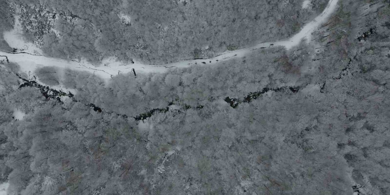 Samanlı Dağları’nın karla kaplı manzarası mest etti