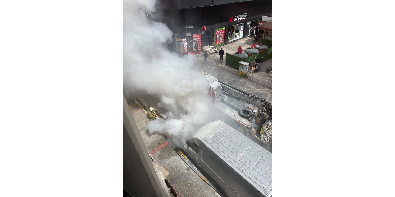 Korkutan araç yangını