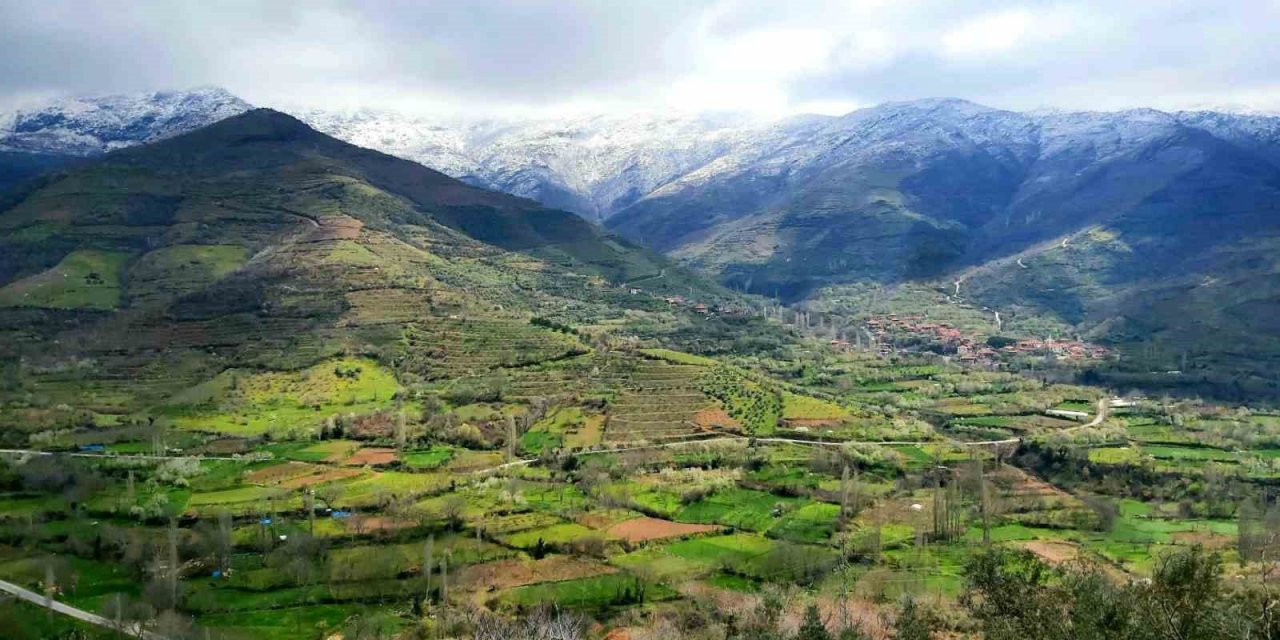Bahar ve kış aynı kareye yansıdı