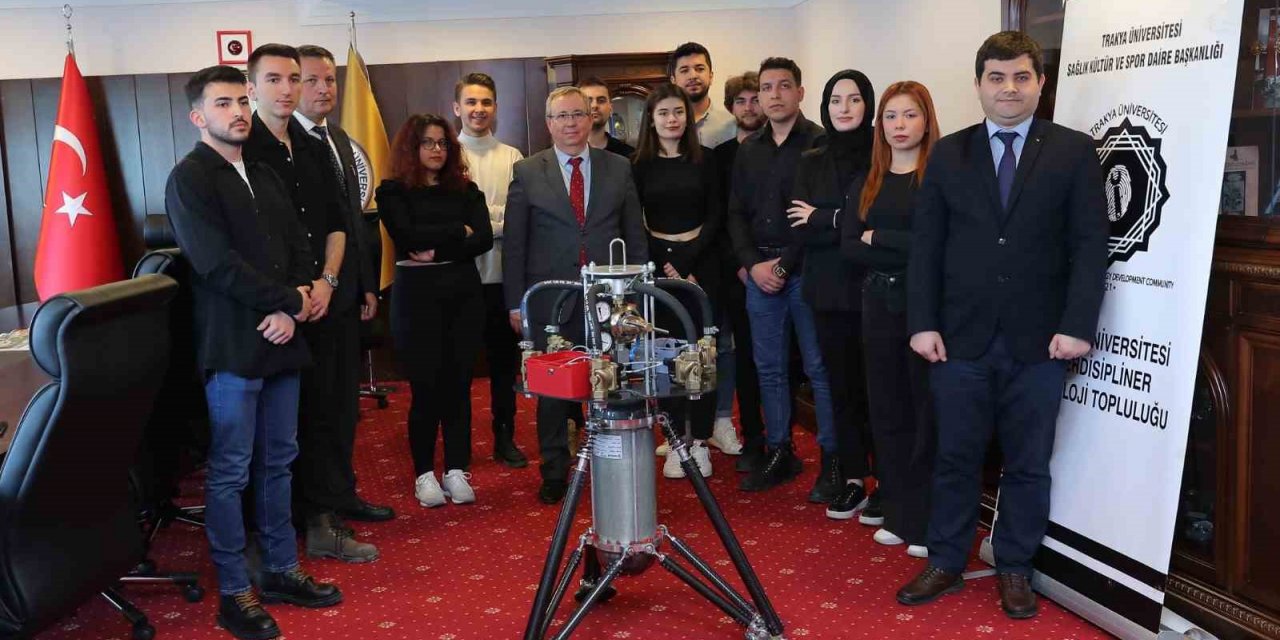 Edirne’de roket tasarlayan üniversiteliler finalde yarışacak