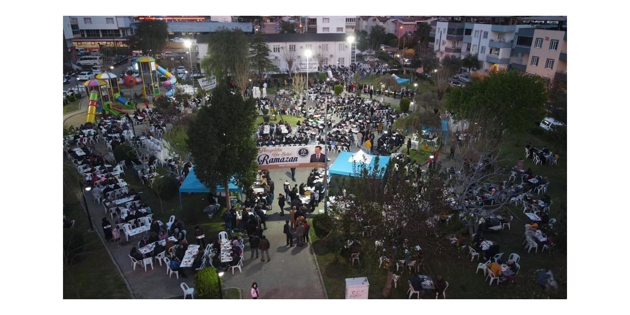 Nazilli Belediyesi iftar yemeklerine Yeşil Mahalle’de devam etti