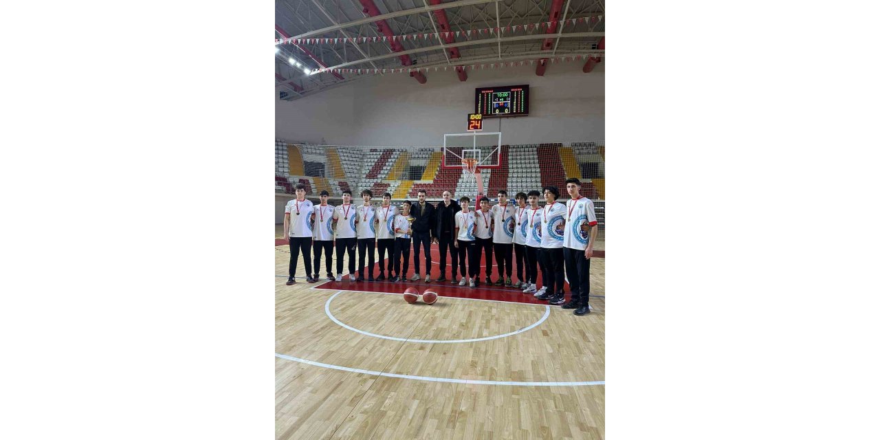 Sivaslı gençler potaya damga vurdu