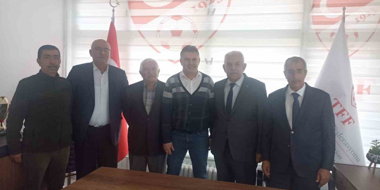 Şinasi Acar ve yönetimi Mutlu Önal’ı ziyaret etti