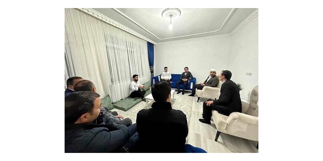 Kaymakam Kurt şehit ailesi ile iftarını açtı