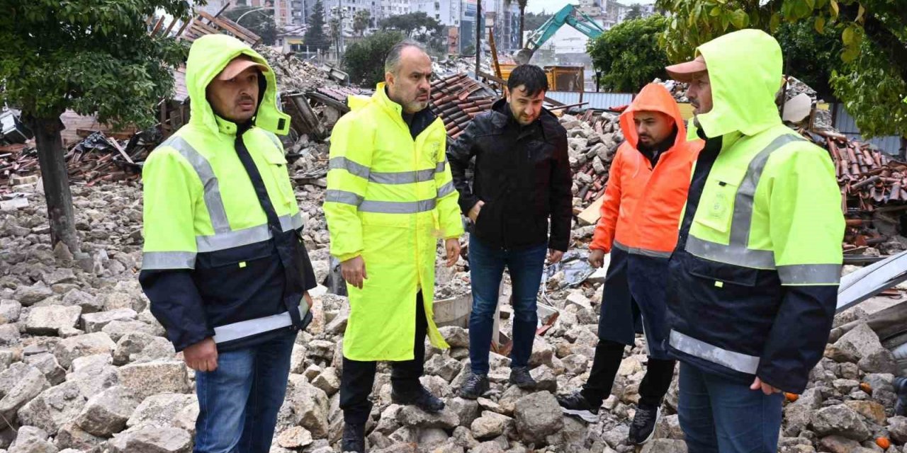 Deprem enkazından 752 yıllık tarih çıkacak
