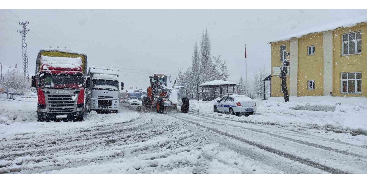 Tunceli-Erzincan karayolu ulaşıma açıldı