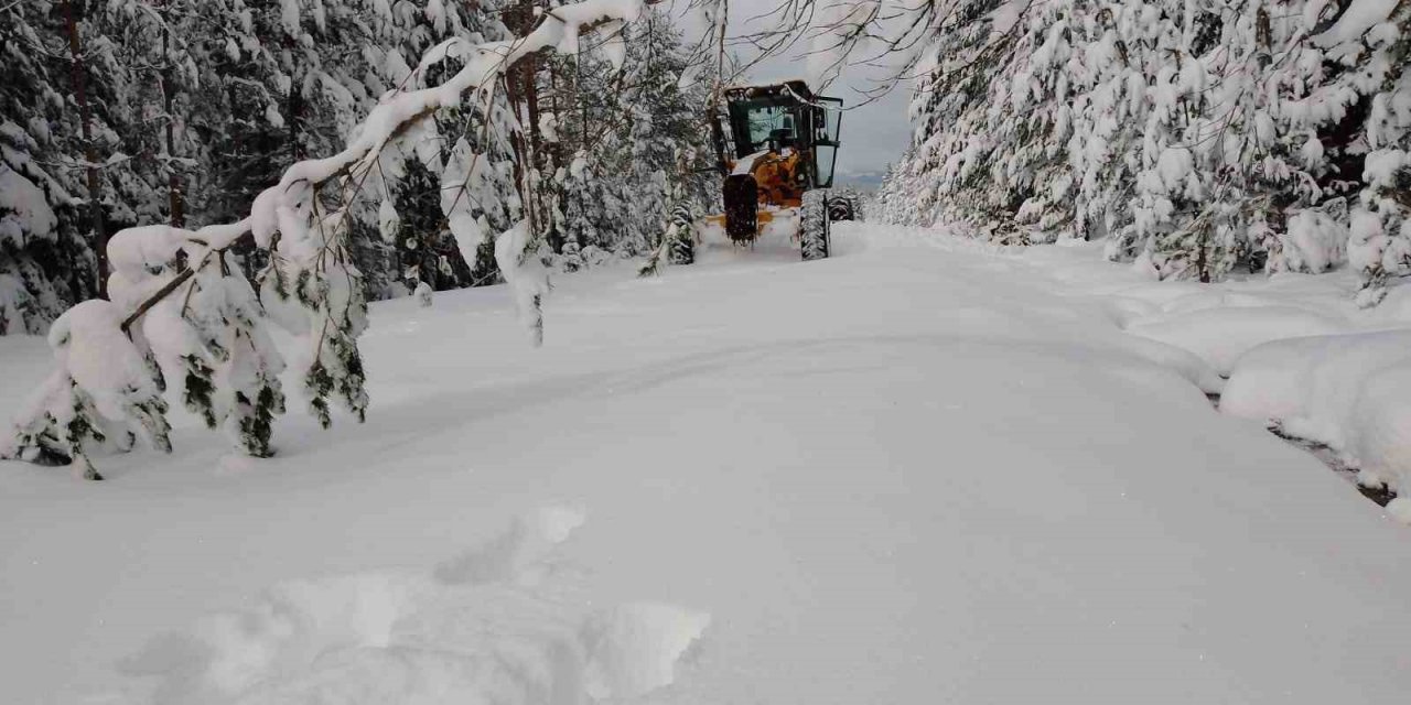 Kastamonu’da 52 köy yolu ulaşıma kapandı