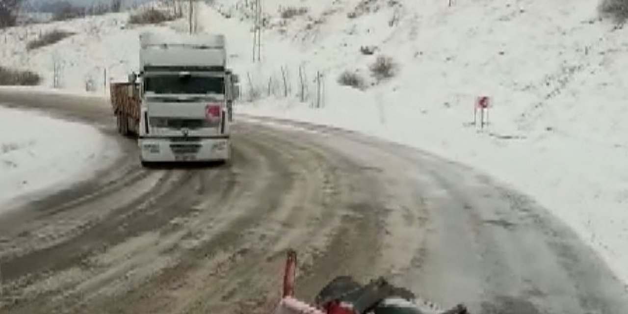 Tunceli’de karla mücadele çalışmaları sürüyor