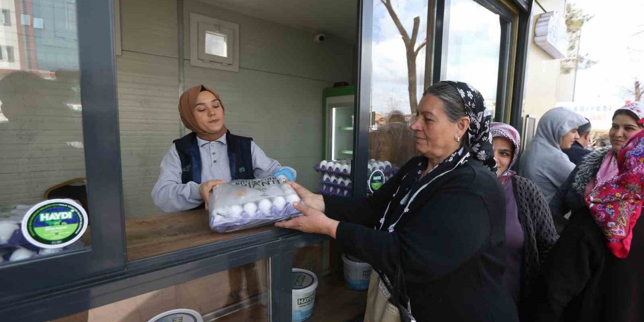 Gaziantep Büyükşehir’in Haydi büfeleri, şarküteri ürünlerinin satışına başladı