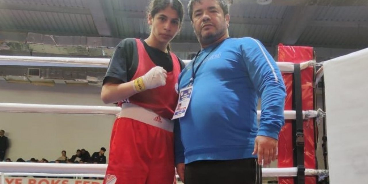 Elazığ Belediyespor’un 3 boksörü çeyrek finalde
