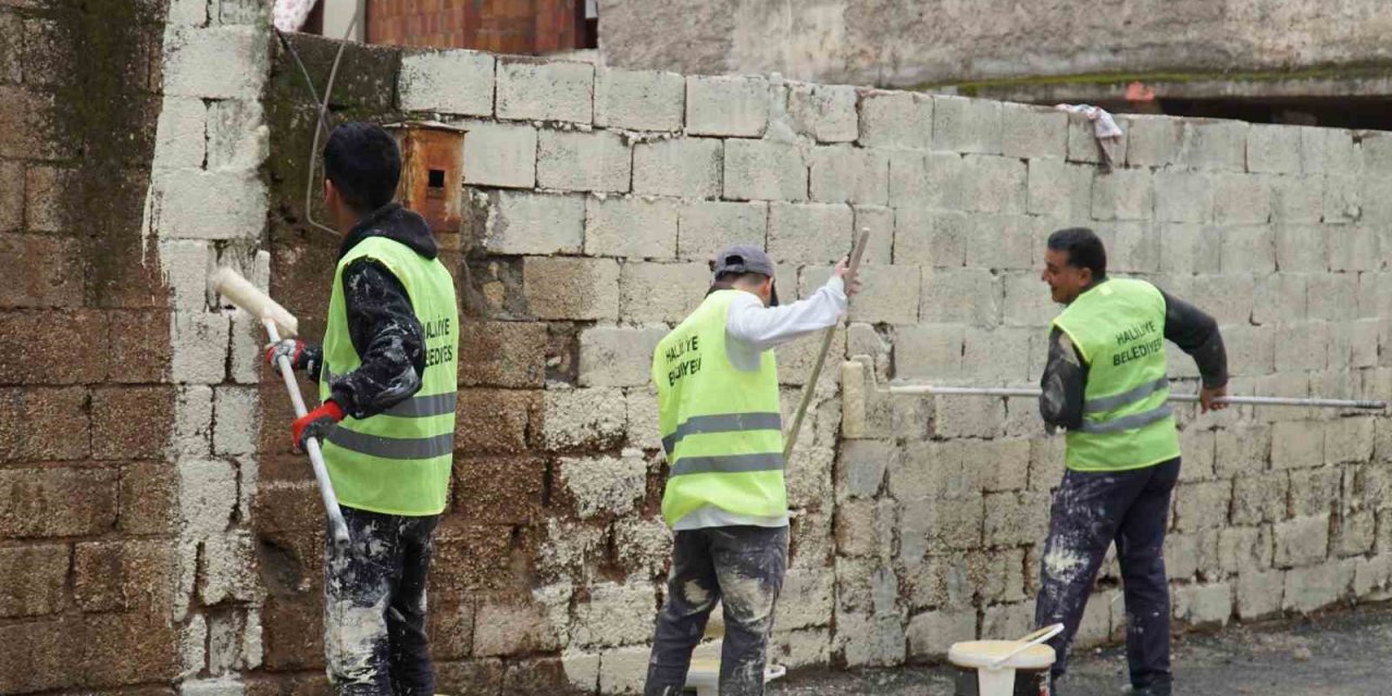 Şanlıurfa’da selin izleri siliniyor