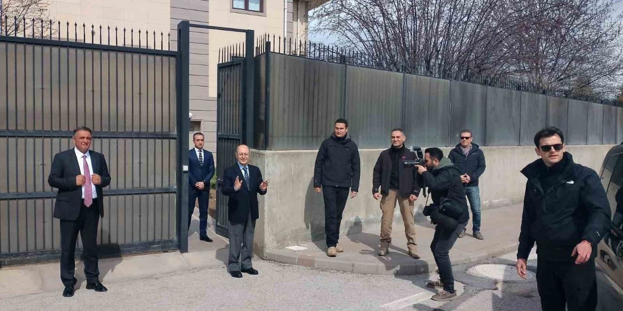 CHP lideri Kılıçdaroğlu’ndan 10. Cumhurbaşkanı Sezer’e ziyaret