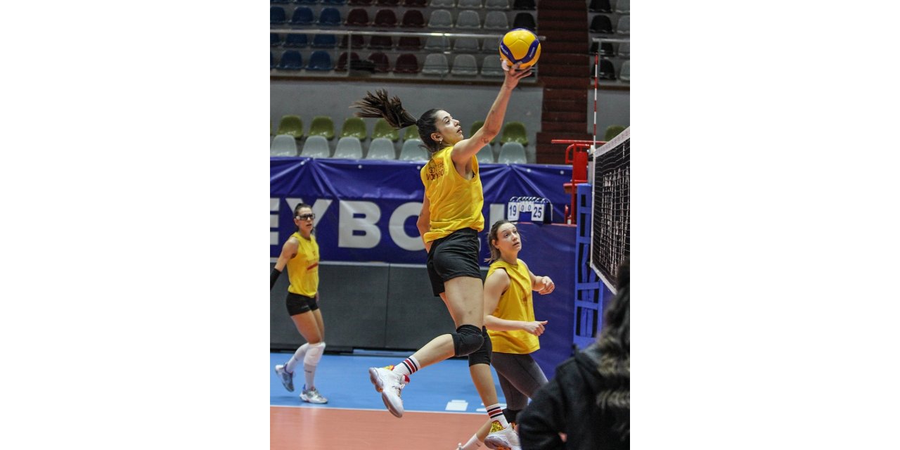Göztepe Voleybol, Çanakkale Belediyespor maçının hazırlıklarını sürdürdü