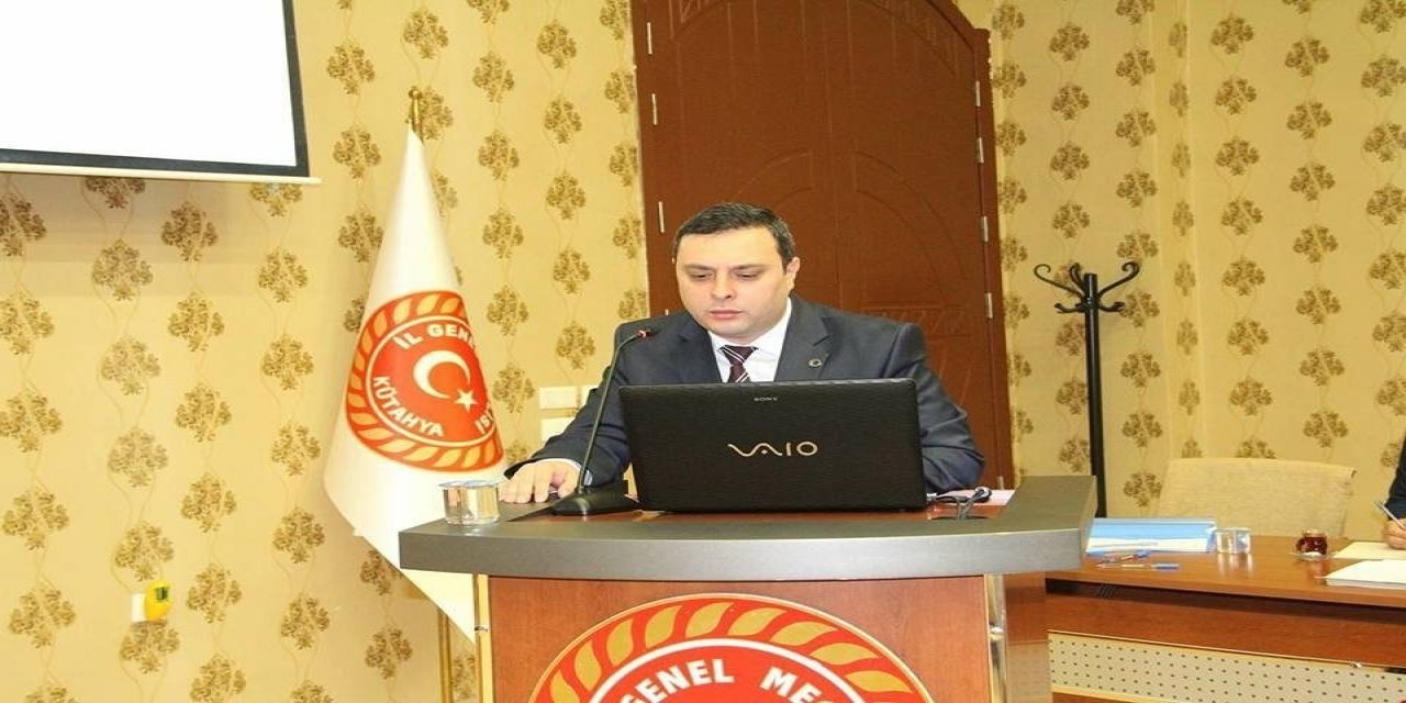 İbrahim Çatladan: "Kütahya’da 11 bin 500 ton atık ekonomiye kazandırıldı"