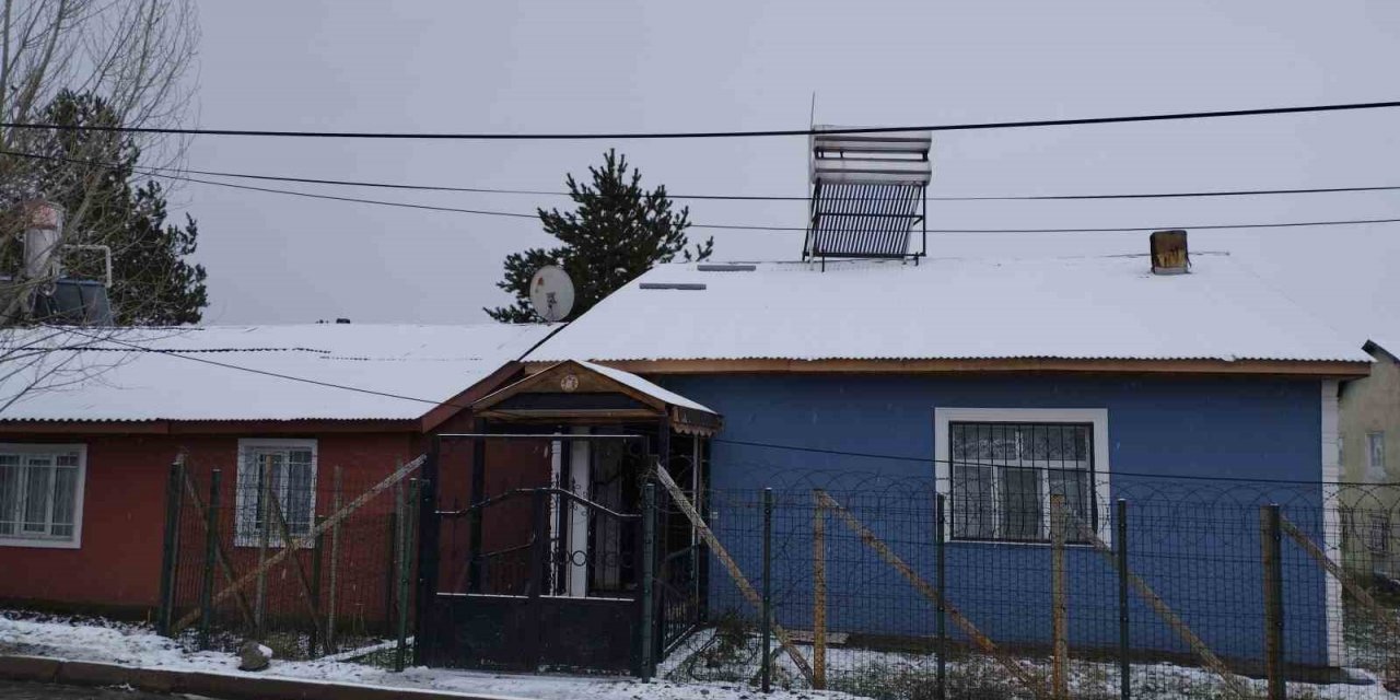 Varto’da kar yağışı