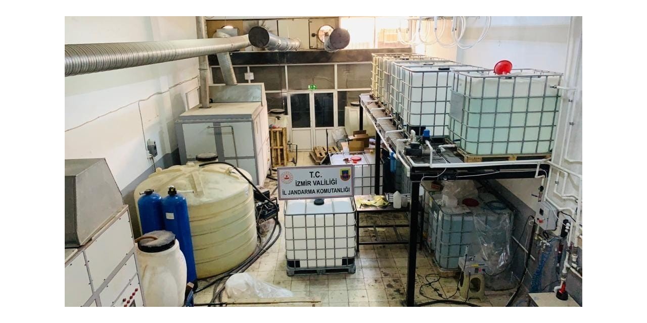Jandarmadan kimya fabrikasına sahte/kaçak içki operasyonu