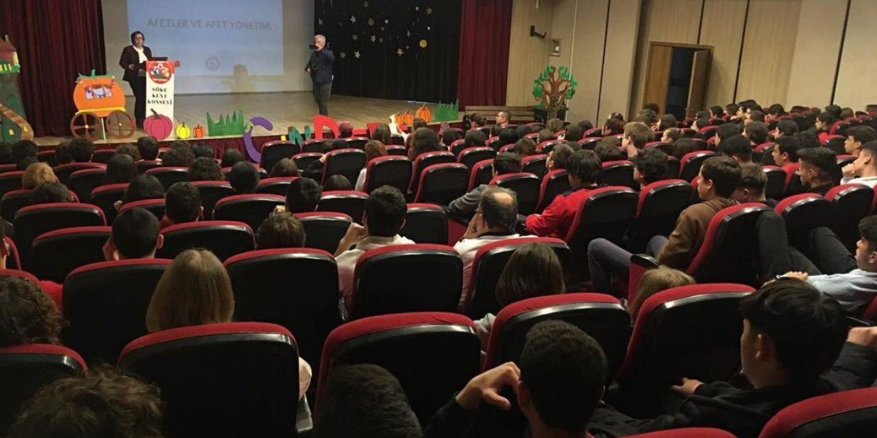 Söke’de öğrencilere afetler ve afet farkındalığı eğitimi