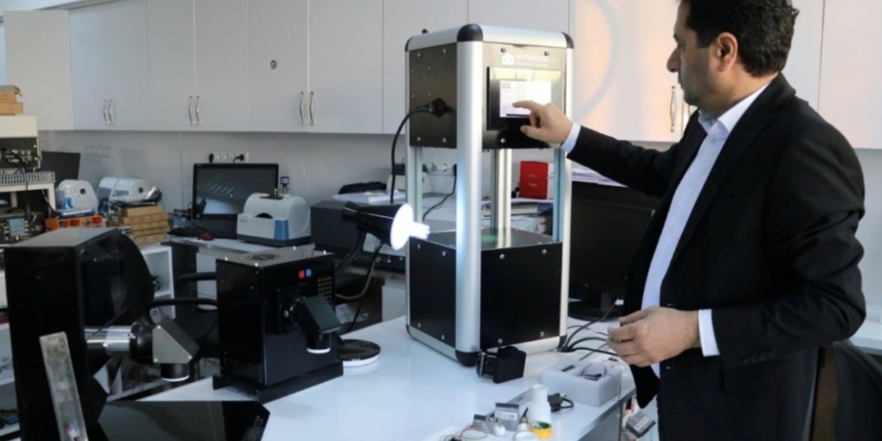 OLED Karakterizasyon Cihazı,  FÜ’nün ilk Amerikan patenti oldu