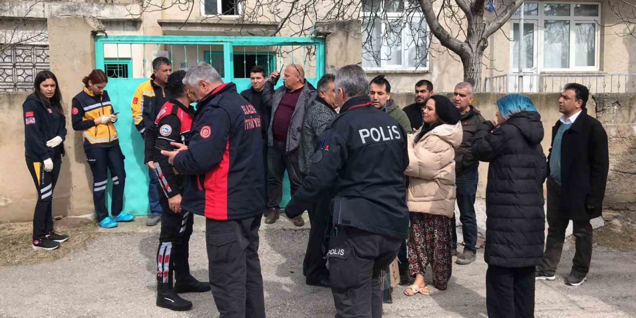 Doğal gaz kaçağı için eve giren polis dehşetle karşılaştı