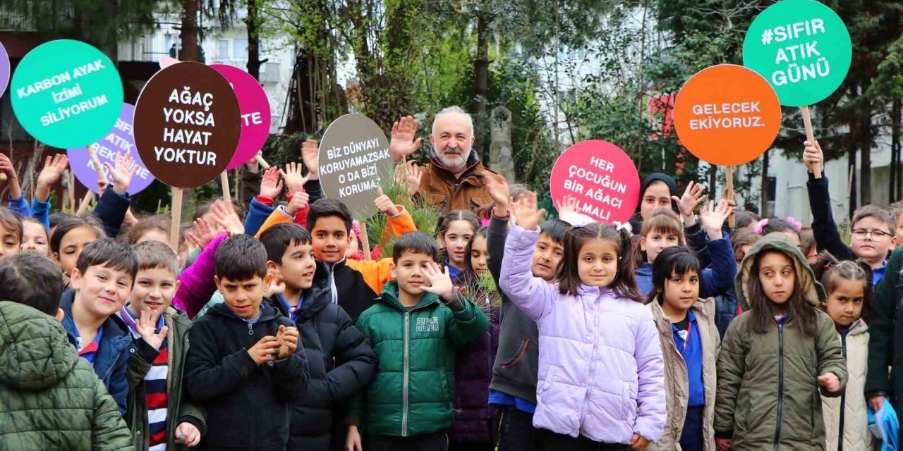 Çiftlikköy’de Sıfır Atık Günü fidanlar dikilerek kutlandı