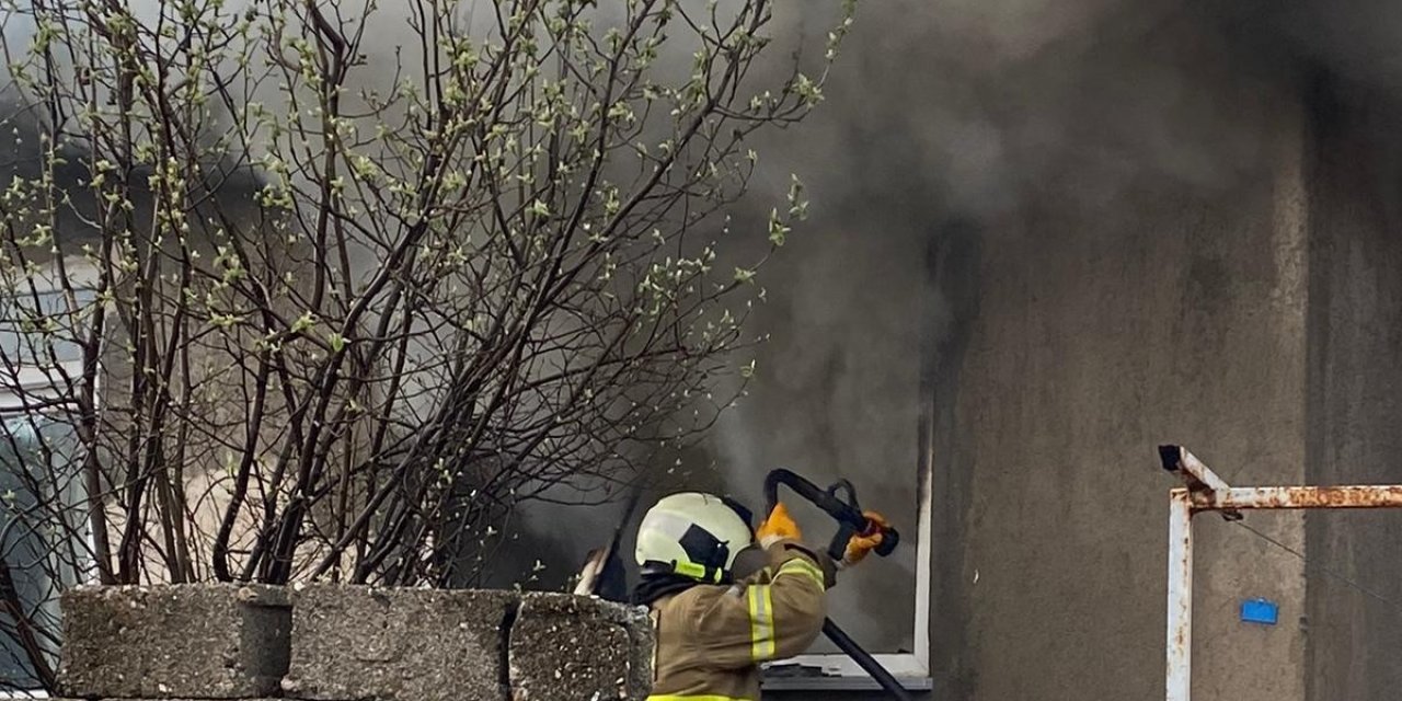 Gönen’de soba patlaması sonucu ev kullanılamaz hale geldi
