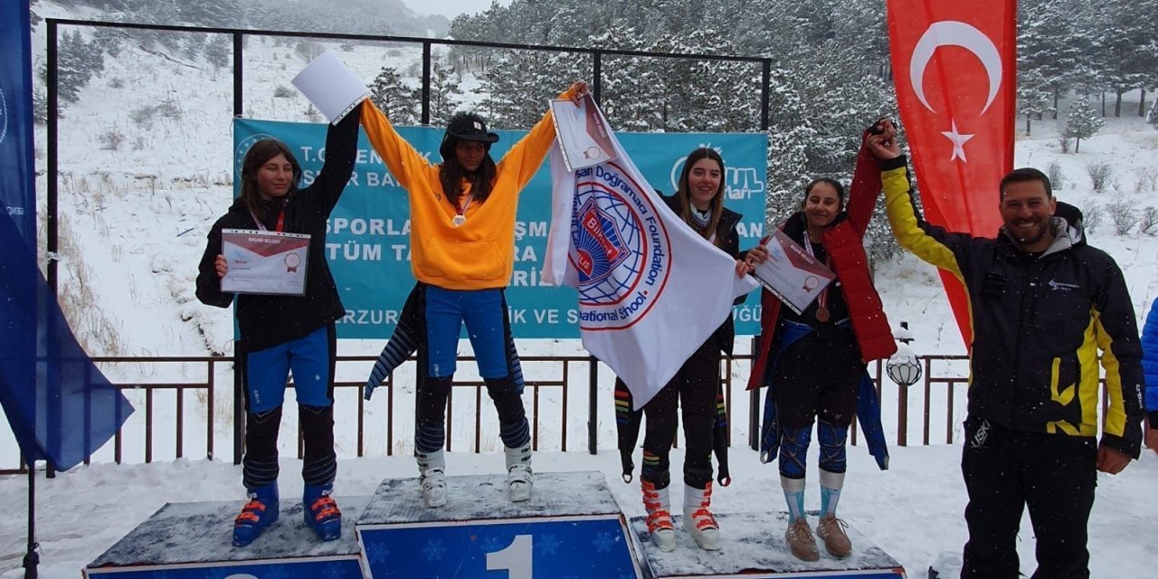 Elif Doğa Bektaş birinci oldu