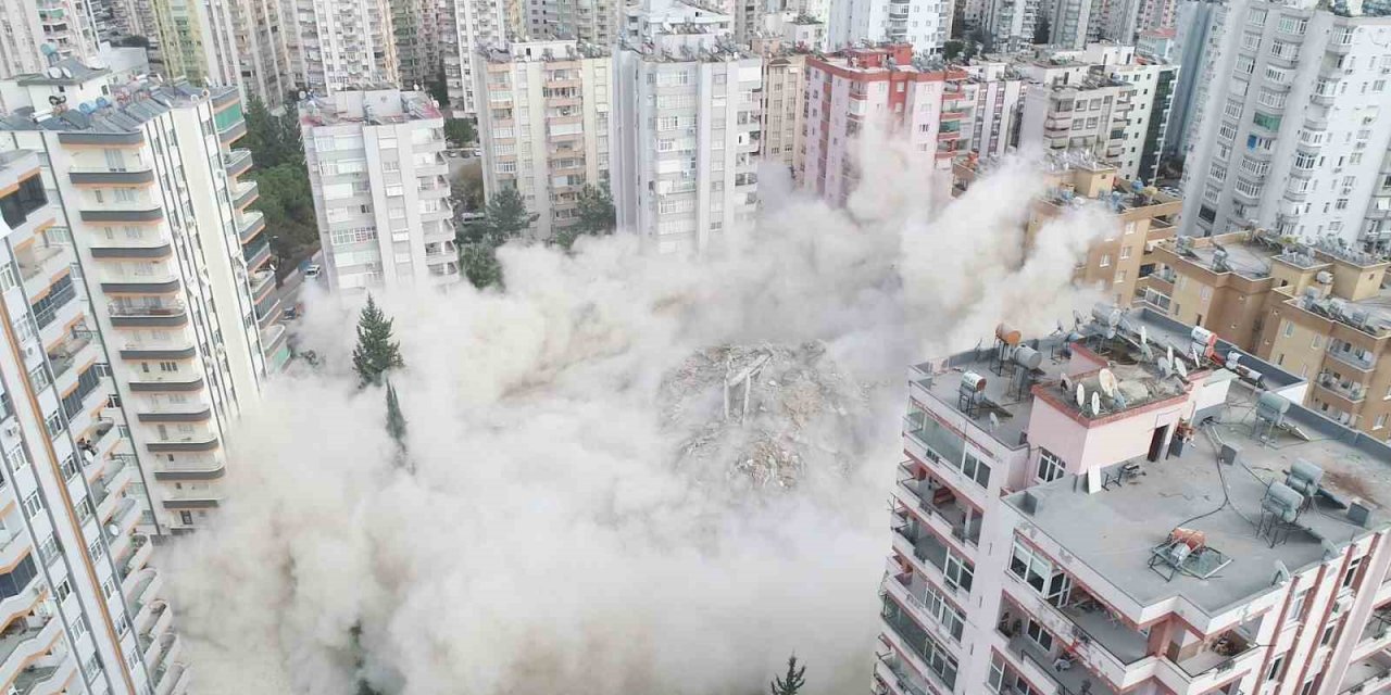 Adana’da 4 bin 146 binanın orta ve ağır hasarlığı olduğu tespit edildi