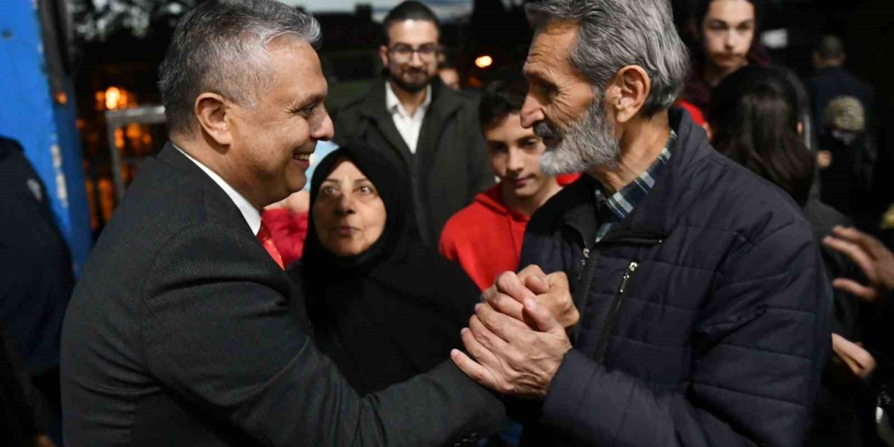 Başkan Uysal: ’ 80 bin depremzedenin acil ihtiyacını karşıladık"