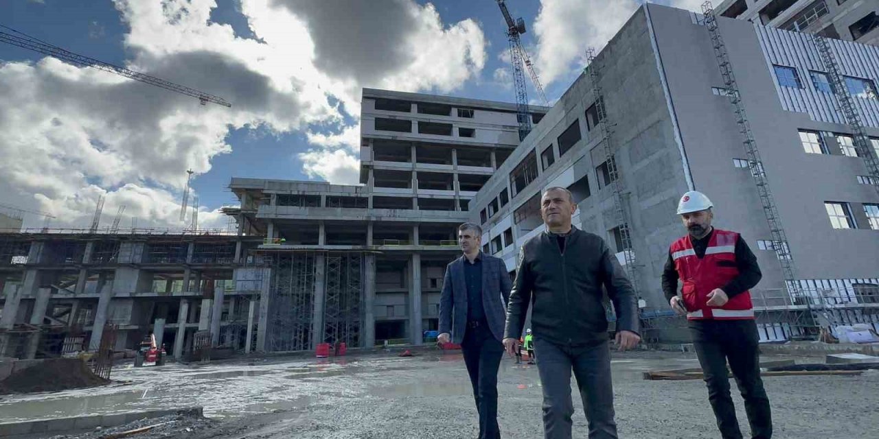 Ordu Şehir Hastanesi yükseliyor