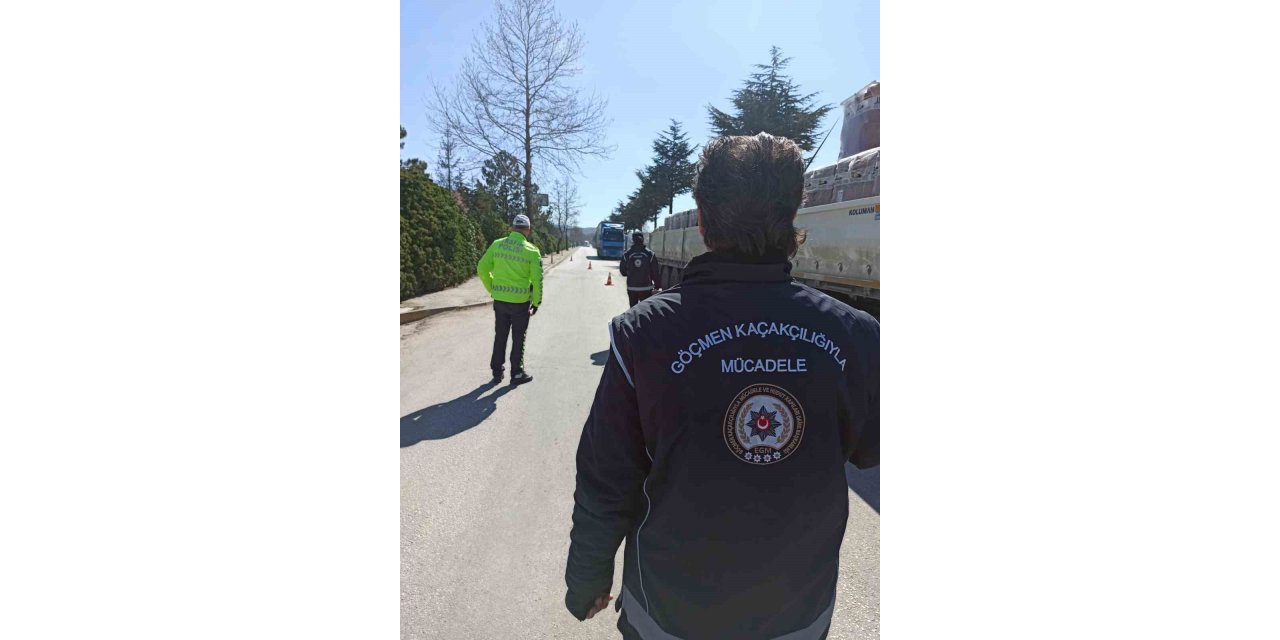 Düzensiz göçmenlere yönelik polis denetimi yapıldı