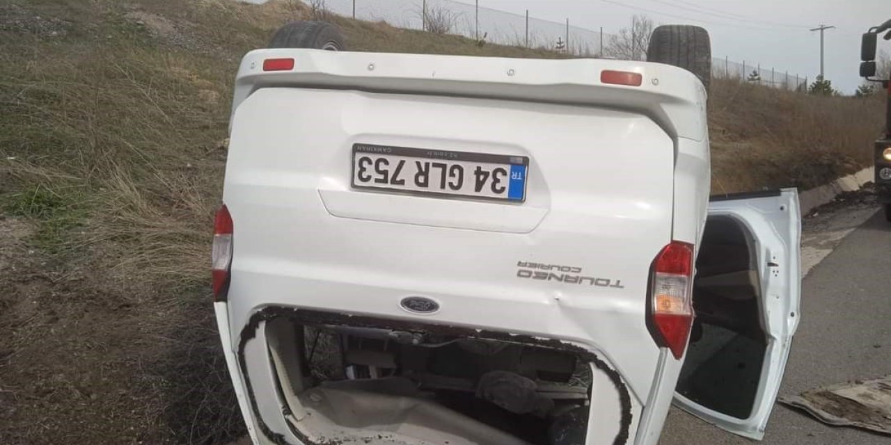 Bolu’da hafif ticari araç takla attı: 1 yaralı