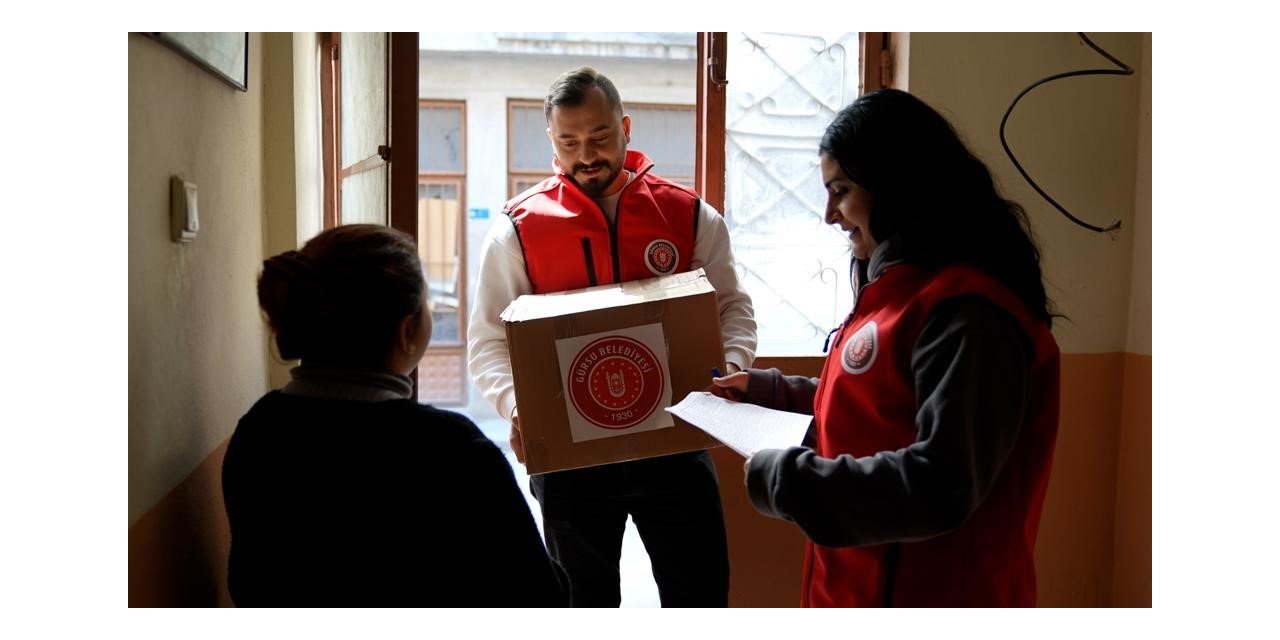 Gürsu Belediyesi ramazan bereketini evlere ulaştırıyor
