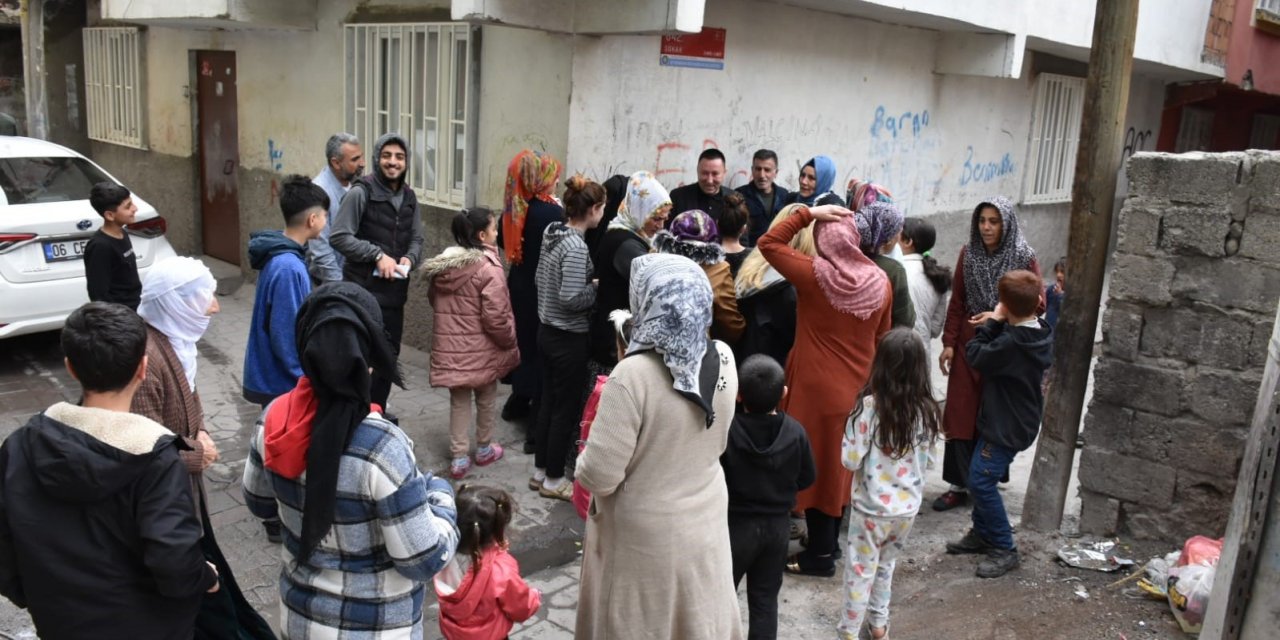 Bağlar Belediye Başkanı Beyoğlu vatandaşla bir araya geldi