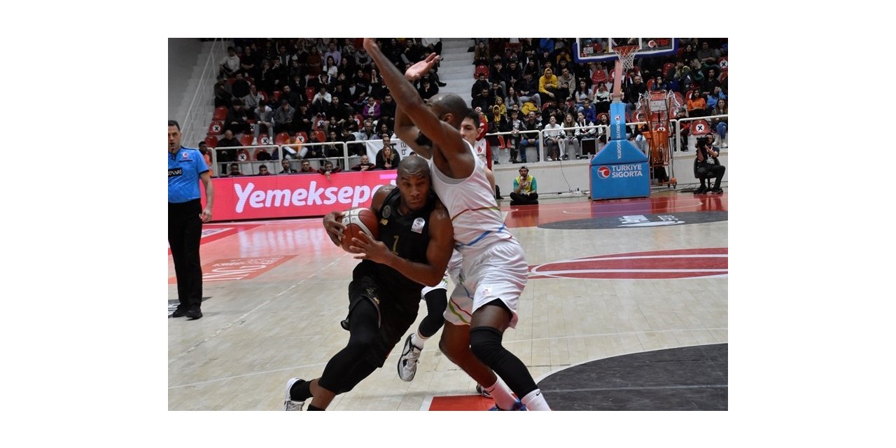 Türkiye Sigorta Basketbol Süper Ligi: Aliağa Petkimspor: 96 -  Ayos Konyaspor: 85