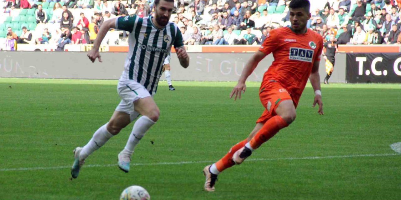 Spor Toto Süper Lig: Giresuspor: 2 - Alanyaspor: 2 (Maç sonucu)