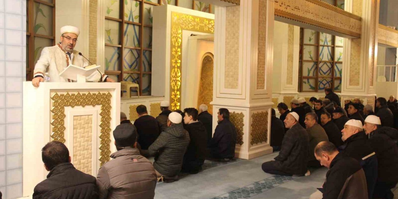 Bolu’da Enderun usulü teravih namazı kılındı