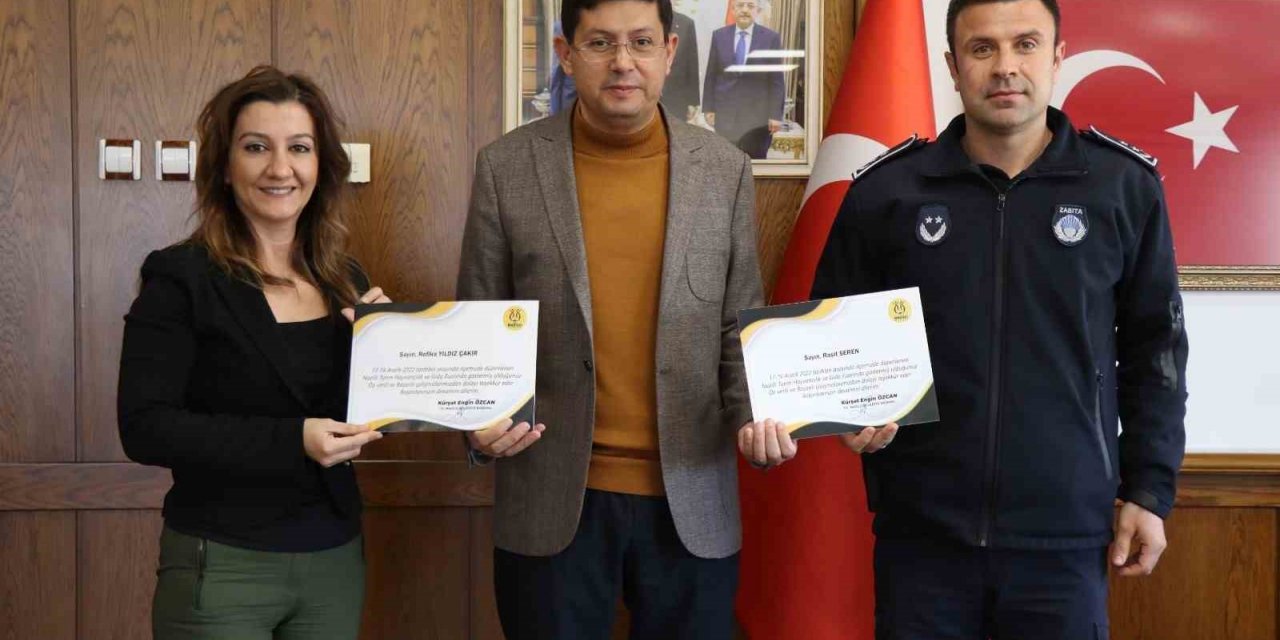 Başkan Özcan personellerini ödüllendirdi