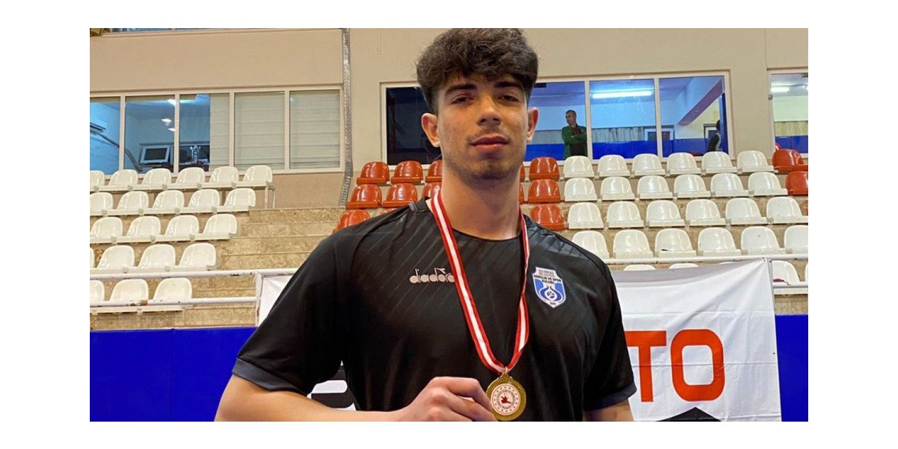 DPÜ’den Batuhan Şengül Wushu Kung Fu Türkiye şampiyonu