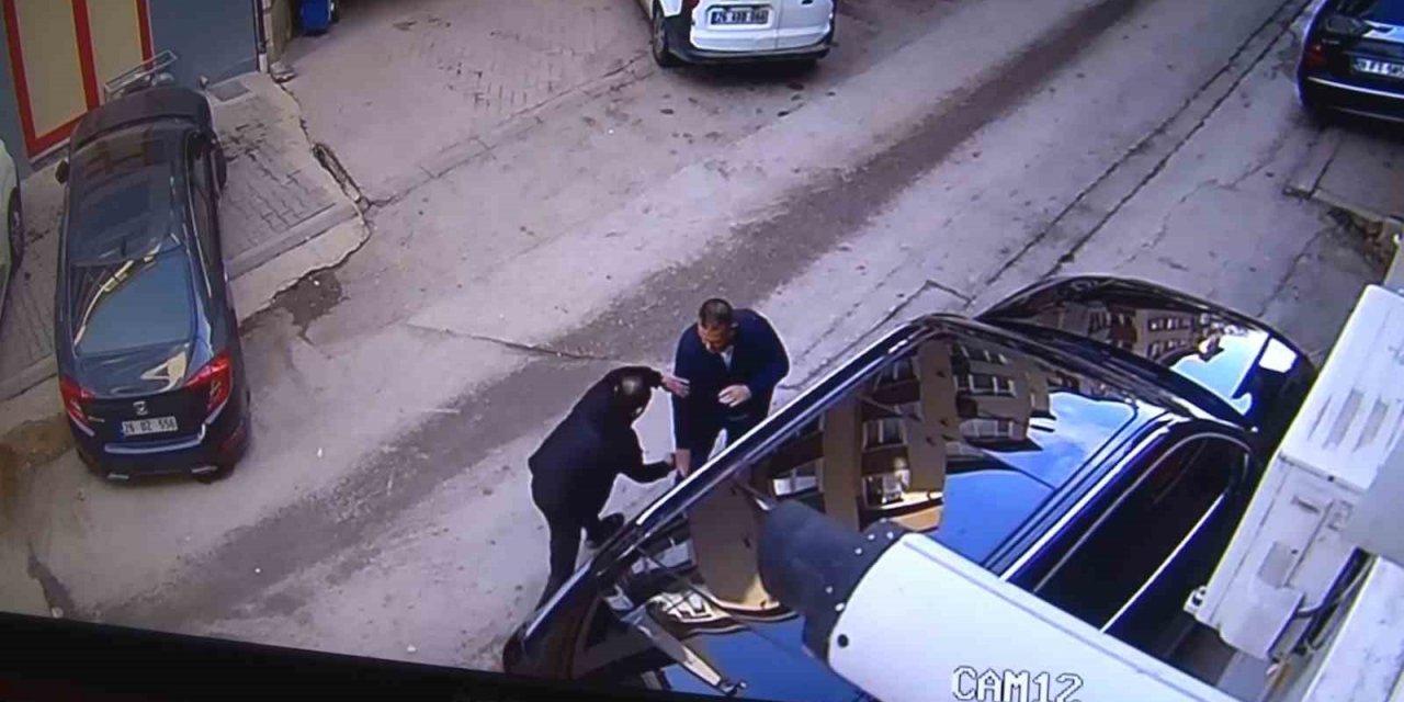 Ağzında sigarayla iş adamını ayağından vuran şahsın rahatlığı ’pes’ dedirtti