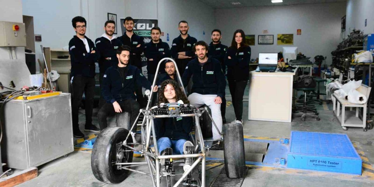 3 saniyede 0’dan 100’e çıkacak çevre dostu Formula 1 otomobili üretiyorlar