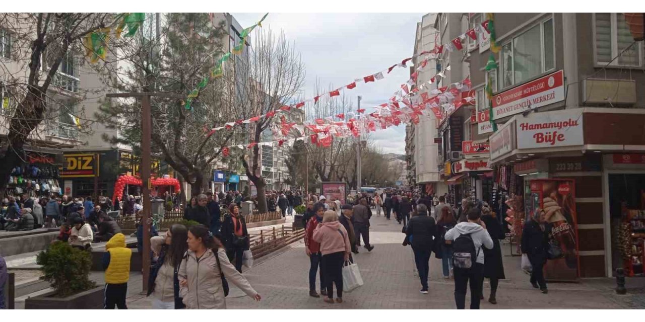 Eskişehir’de Ramazan alışverişi yoğunluğu sürüyor