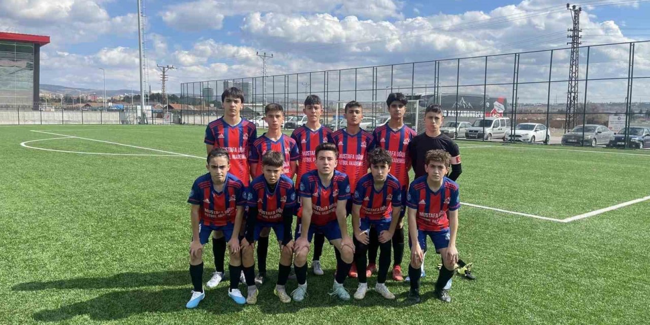 Kayseri ekipleri finalde elendi