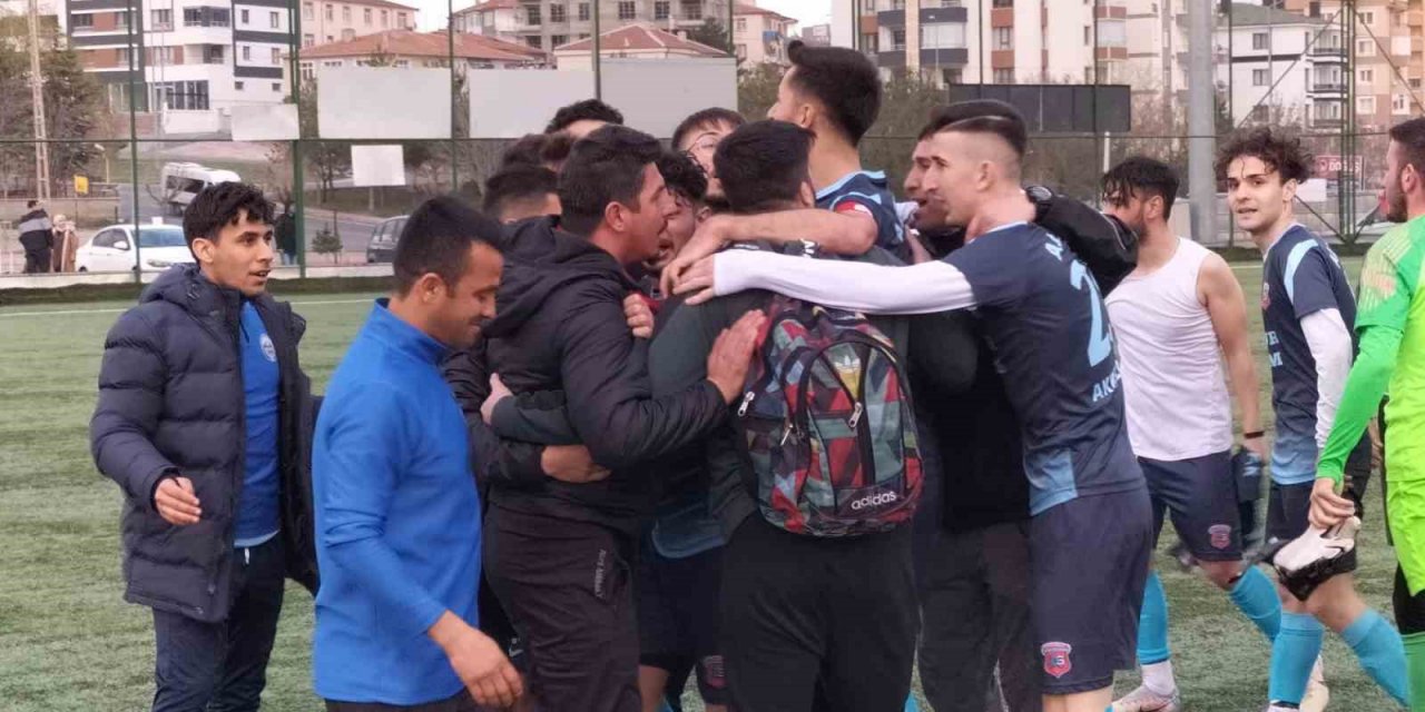 Akkışlaspor ligde kaldı