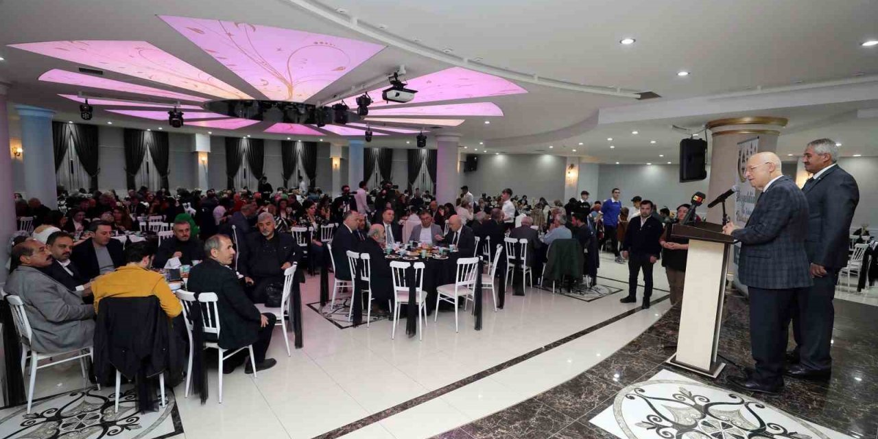 Başkan Yaşar, Kayserili vatandaşlarla iftarda buluştu