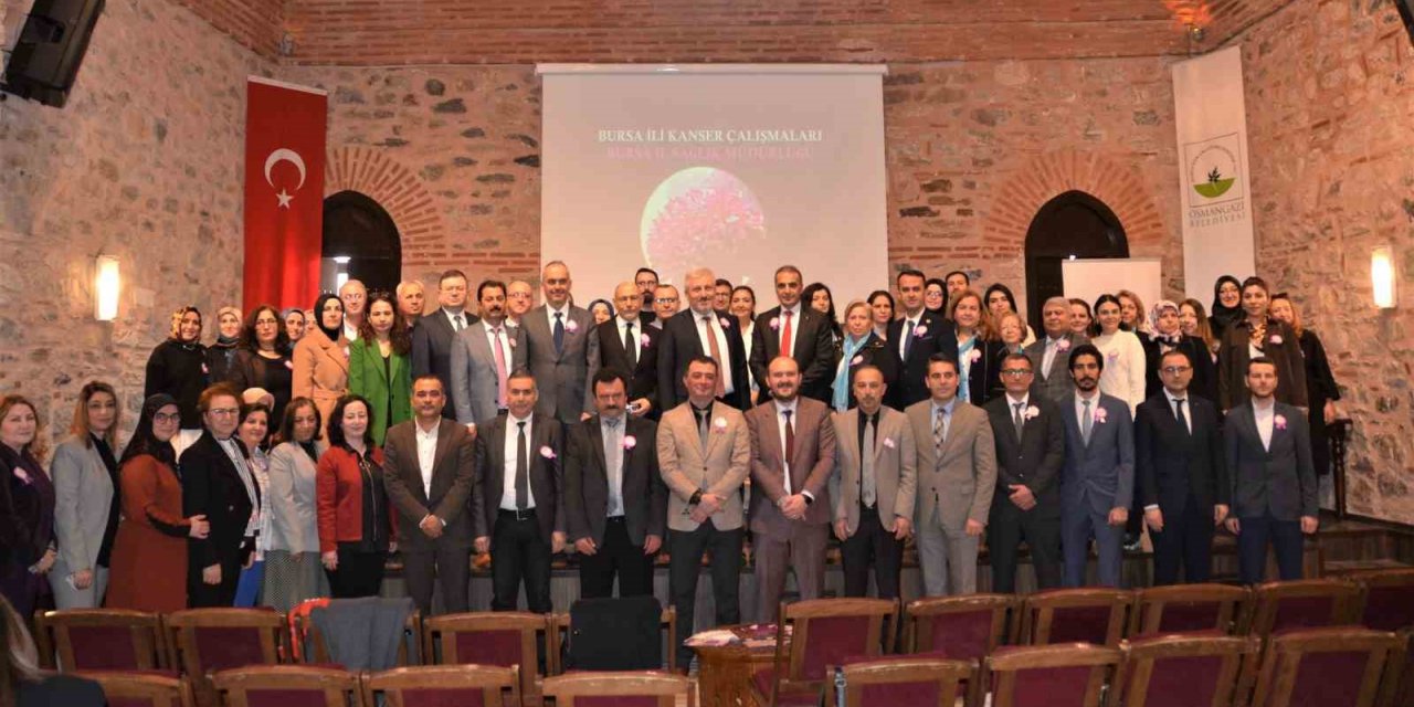 Ördekli Kültür Merkezi’nde ‘Kanser’ anlatıldı